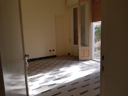 Ampissimo Appartamento Ideale Per Strutture, Scuole, Uffici, Villa San Giovanni 250 Mq