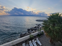 Appartamento Panoramico Sul Mare Affitti Lunghi o Brevi Pellaro