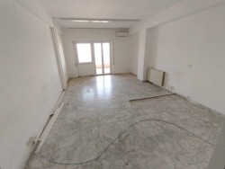 Ampio Appartamento + Terrazzo Panoramico Via Argine Dx Annunziata 160 Mq