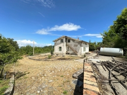 Villa Indipendente Immersa Nel Verde Marrappà