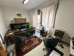 Studio Ristrutturato Arredato/ Appartamento Arredato+ Posto Auto Centro 65 Mq