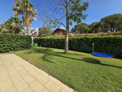 Prestigiosa Villa Pentafamiliare Panoramica Con Giardino e Piscina Saracinello