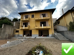 Prestigiosa Villa Su Tre Livelli Nuova Costruzione 300 Mq + Corte 400 Mq Villa San Giovanni