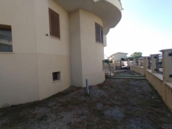 Villa A Schiera Recente Costruzione 210 Mq + Giardino 50 Mq Ravagnese