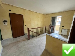 Duplex Ristrutturato 2 Livelli 280 Mq + Veranda 100 Mq + Terrazzo 80 Mq Posto Auto Contrada Maldariti