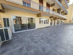 Ufficio Di Lusso 100 Mq Interamente Ristrutturato Con 100 Mq Di Terrazzo Santa Caterina