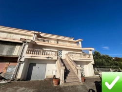 Villa a Schiera Su Quattro Livelli Montebello Jonico 440 Mq