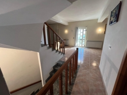 Villa a Schiera Su Quattro Livelli Montebello Jonico 440 Mq